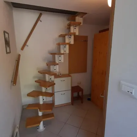 Carolina - Hillside Stay, Steps From The Sea *