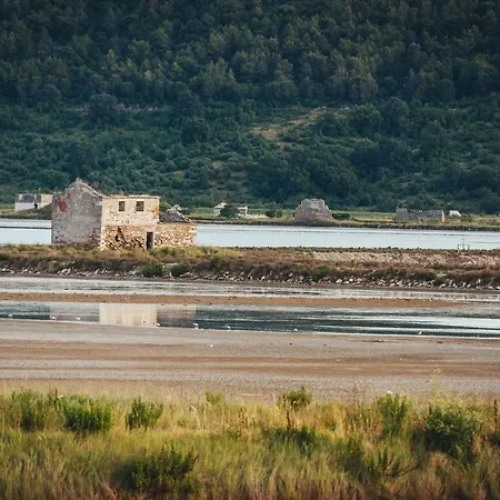 아파트 Carolina - Hillside Stay, Steps From The Sea *