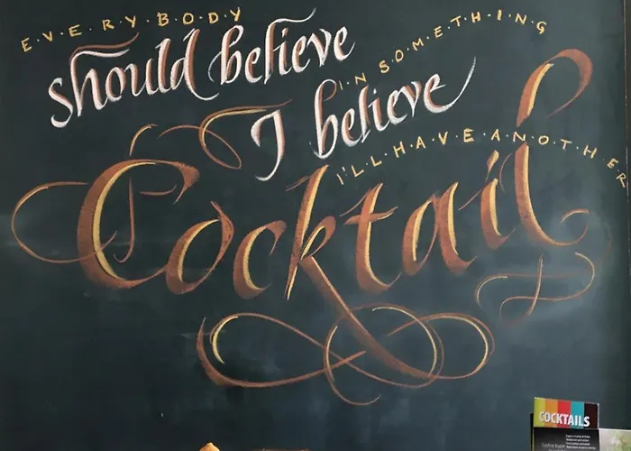 דירה Carolina - Hillside Stay, Steps From The Sea בפורטורוז