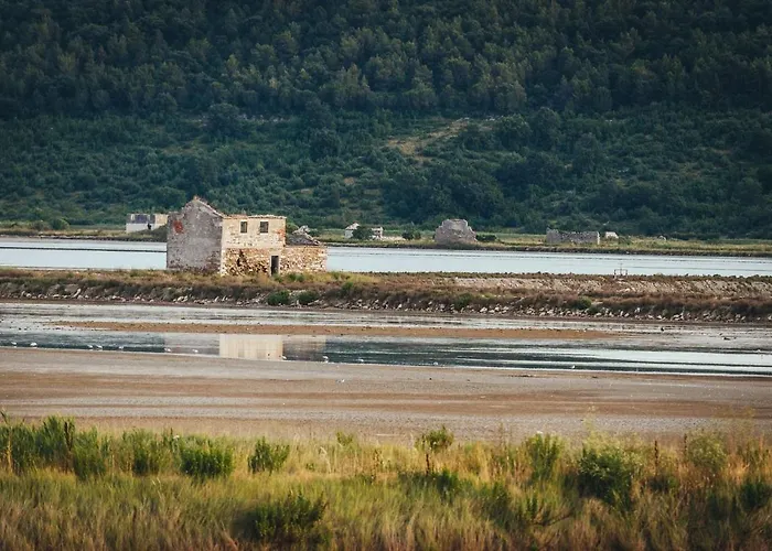 דירה Carolina - Hillside Stay, Steps From The Sea *
